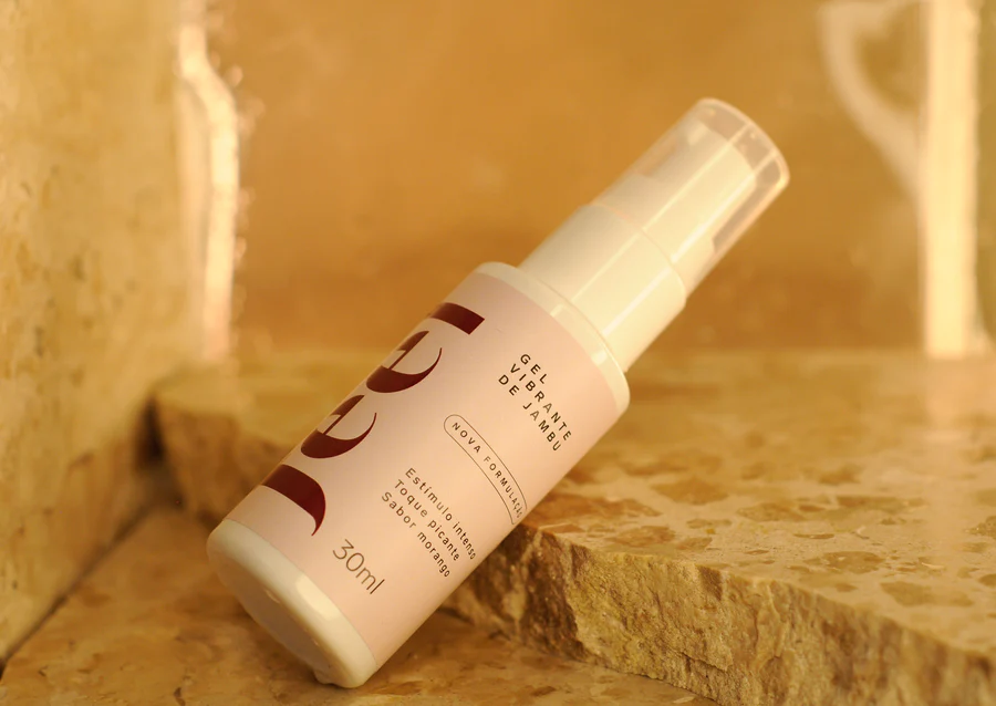 Gel de Jambu Feel Gel Vibrante Jambu Intenso - Treme E Aquece Com Gostinho De Morango - Imagem 1